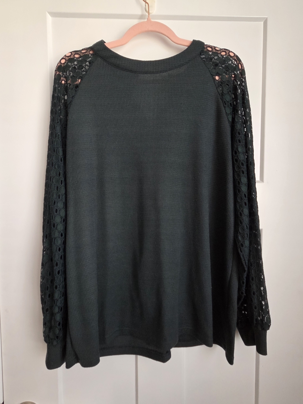 0031.  Women’s Dark Green Lace-Sleeve Pullover Top